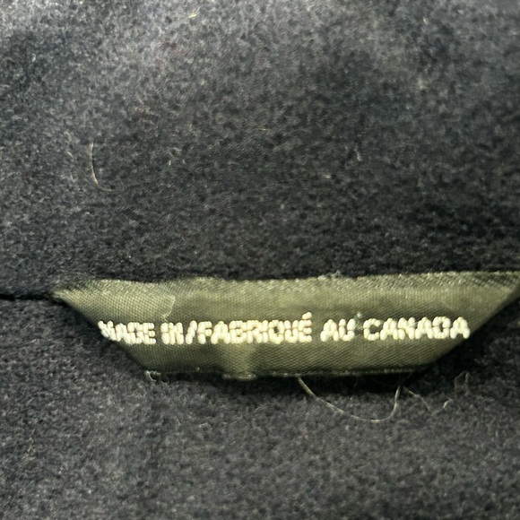 Elegant Navy Blue Belted Coat wool and cashmere, made in Canada - Picture 4 of 14